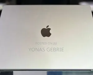New Laptop Apple MacBook 32GB Apple M1 Pro SSD 512GB
