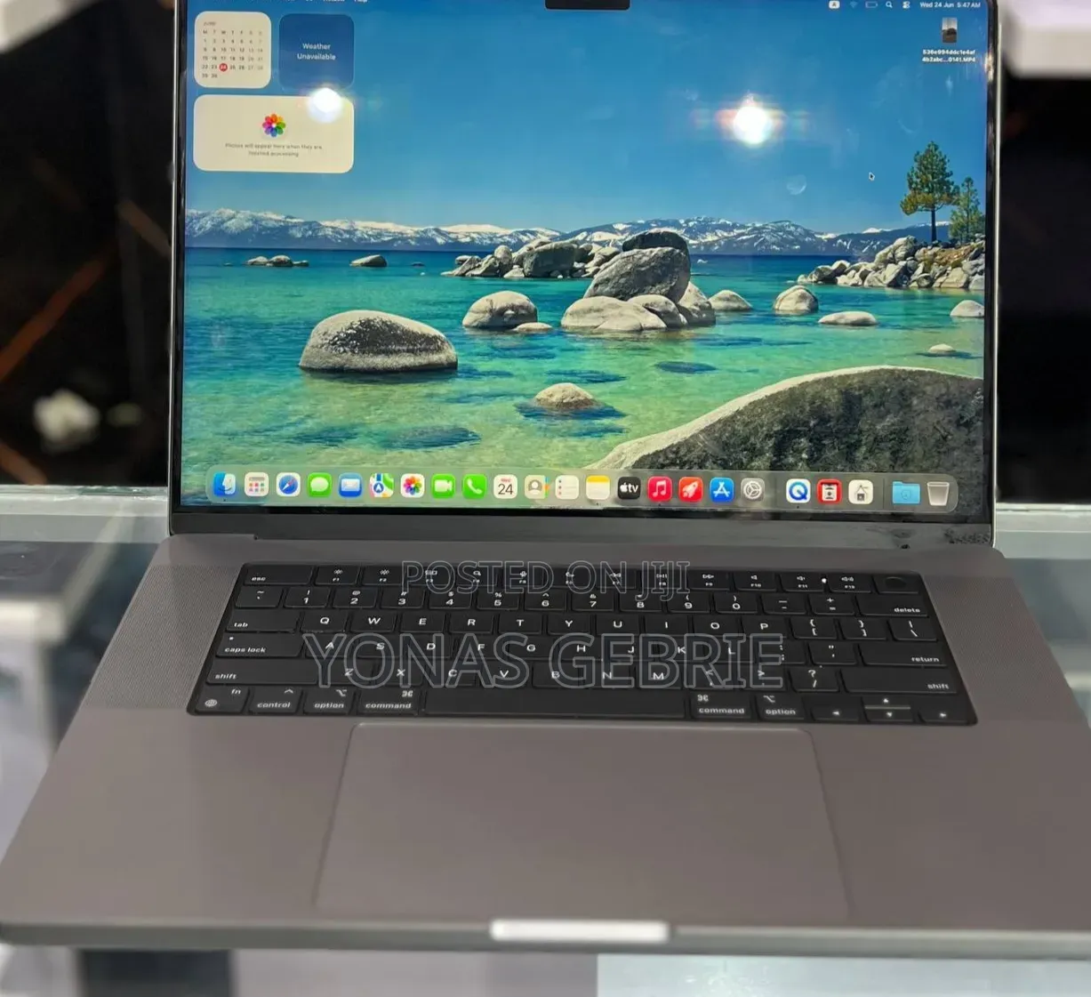 New Laptop Apple MacBook 32GB Apple M1 Pro SSD 512GB