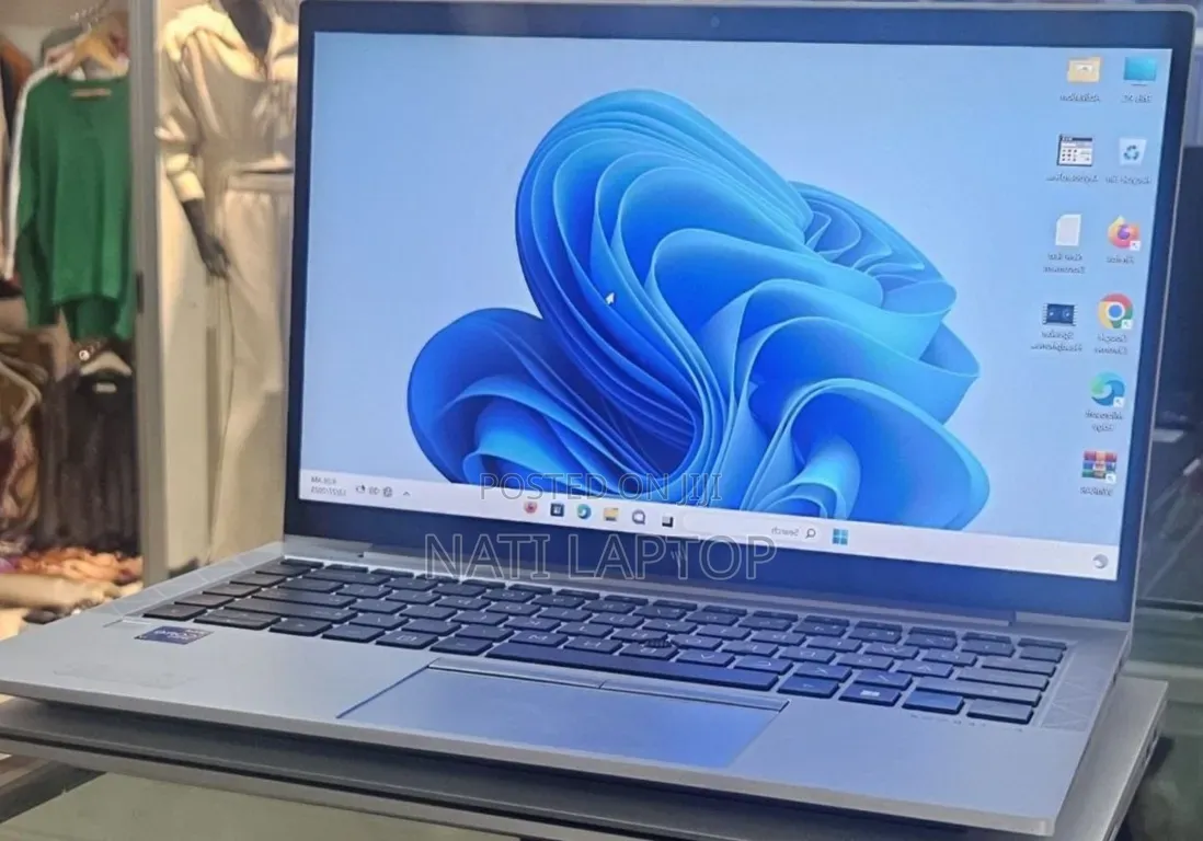 New Laptop HP EliteBook 840 G8 16GB Intel Core i7 SSD 512GB