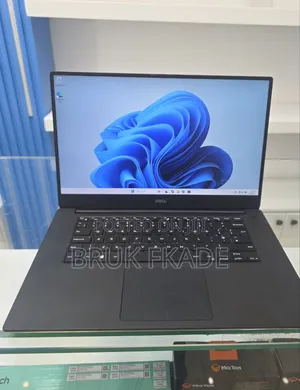 New Laptop Dell Precision 5540 16GB Intel Core i7 SSD 512GB