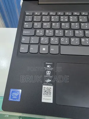 New Laptop Lenovo Ideapad 3 4GB Intel Core i3 SSD 1T