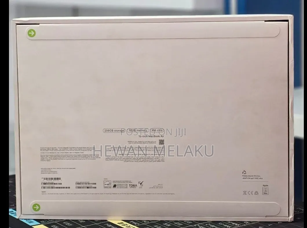 New Laptop Apple MacBook Air 2025 M4 16GB Apple M4 SSD 256GB