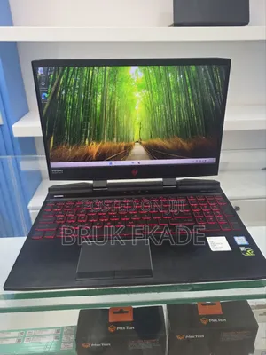 New Laptop HP Omen X 8GB Intel Core i5 SSD 256GB