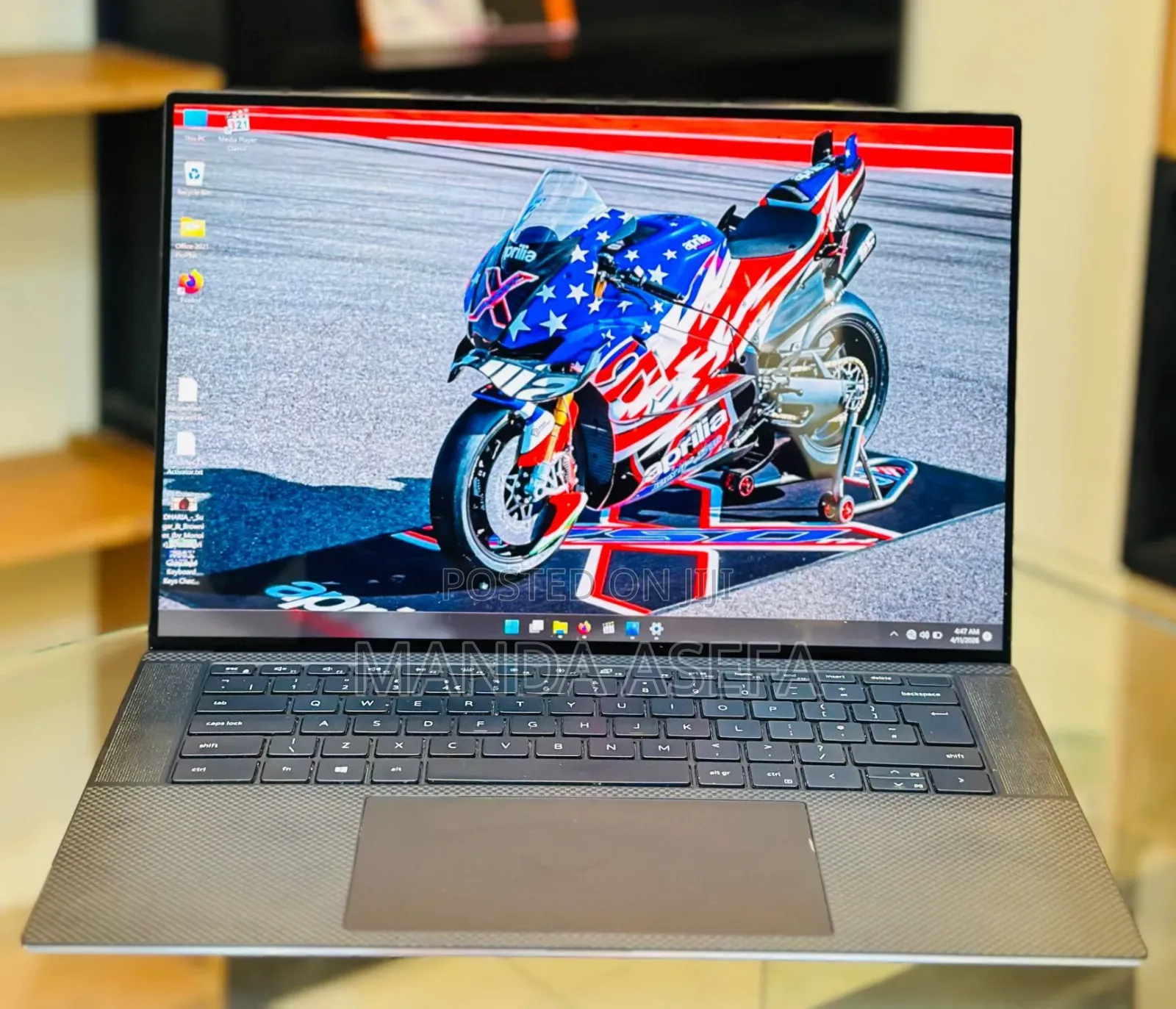New Laptop Dell Precision 5560 16GB Intel Core i7 SSD 512GB