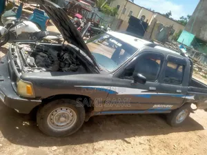 Toyota Hilux 1993 Silver
