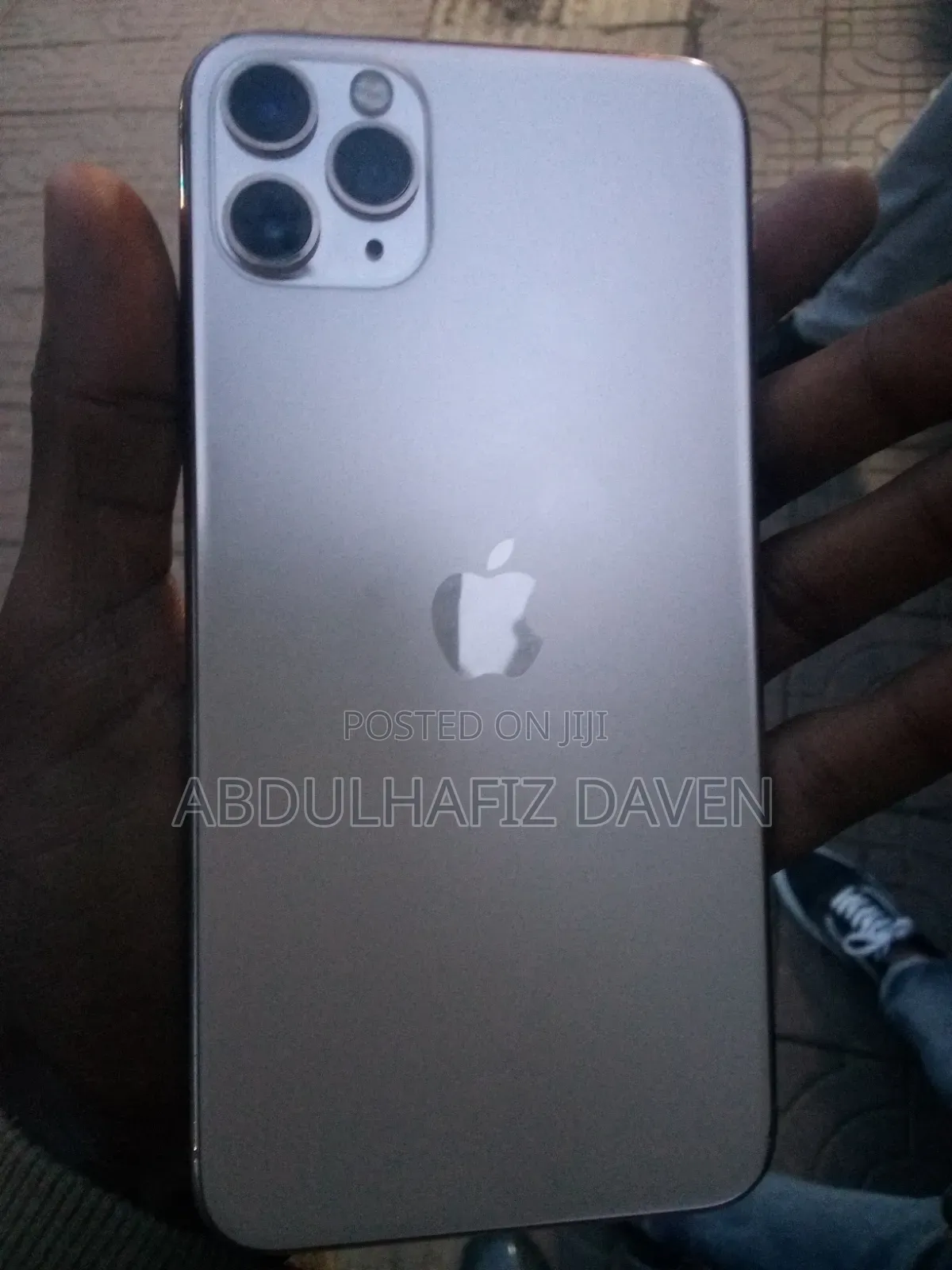 Apple iPhone 11 Pro Max 64 GB Gold