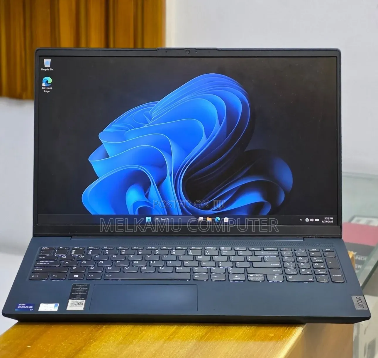 New Laptop Lenovo Ideapad 3 12GB Intel Core i7 SSD 512GB