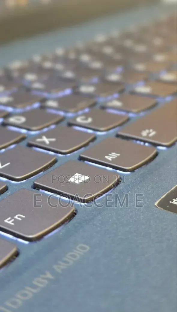New Laptop Lenovo 12GB Intel Core i7 SSD 512GB