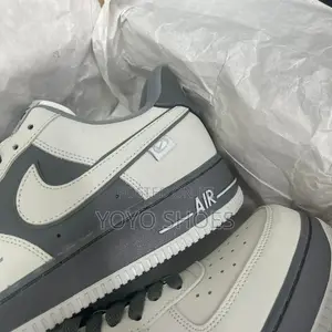Nike Air Force 1 Low '07 Sneakergrey /White