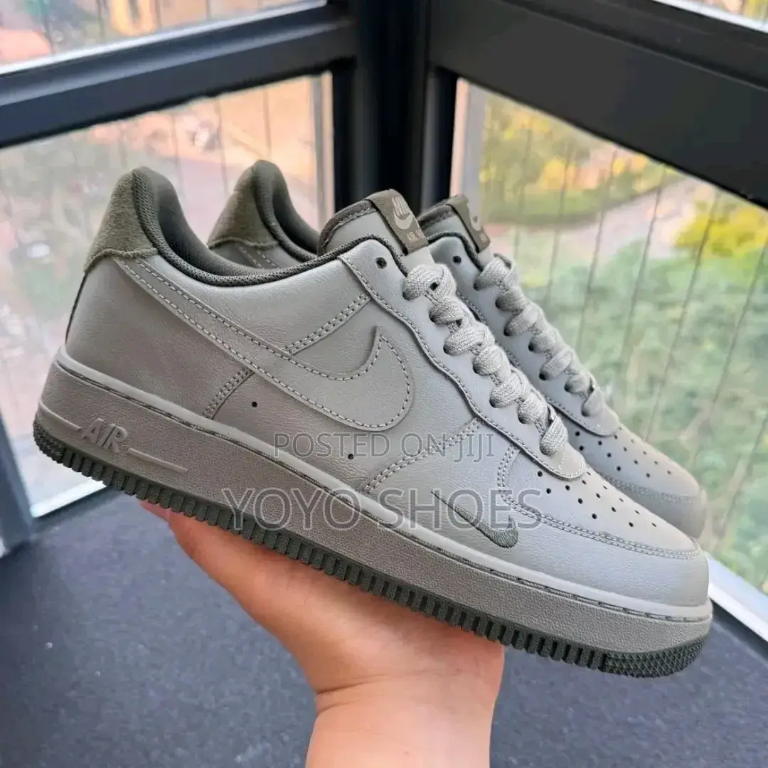 Nike Air Force 1 '07 Lv8 Shoes Light Army/Cargo Khaki