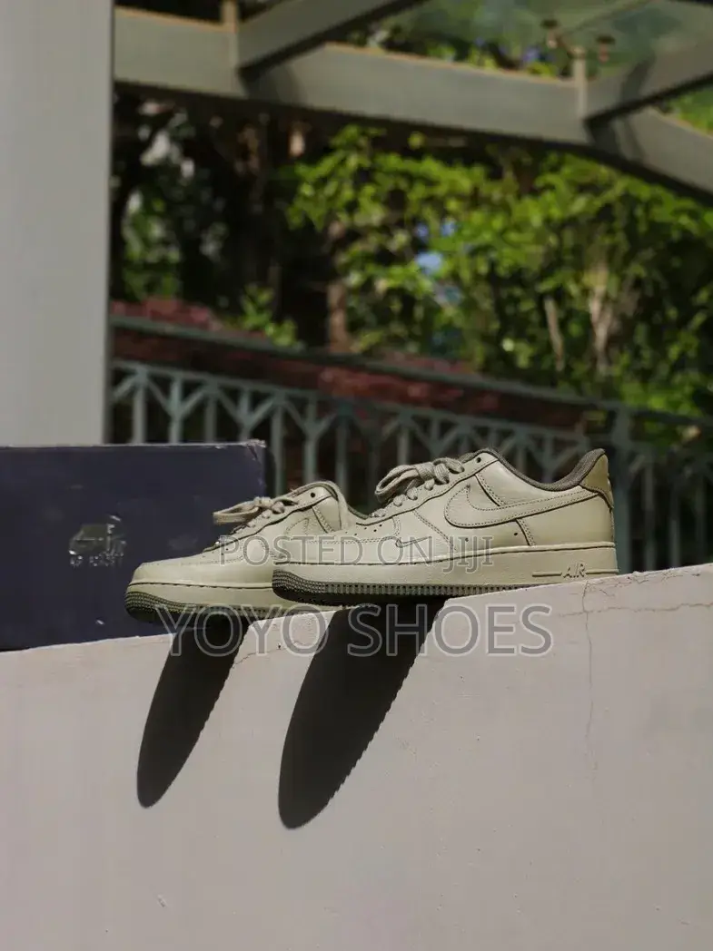 Nike Air Force 1 '07 Lv8 Shoes Light Army/Cargo Khaki