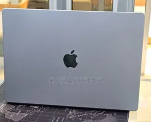 New Laptop Apple MacBook 32GB SSD 512GB