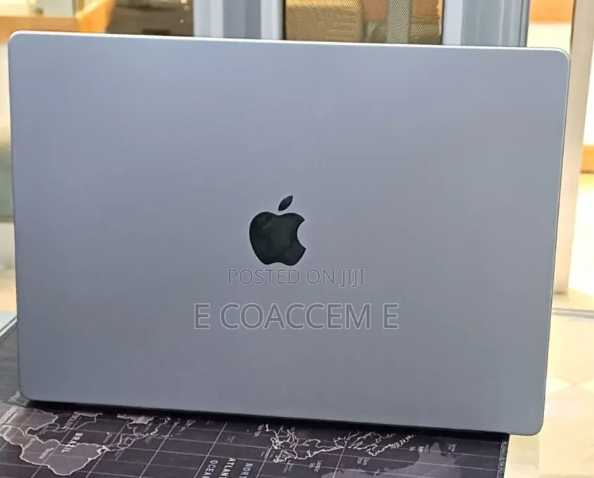 New Laptop Apple MacBook 32GB SSD 512GB