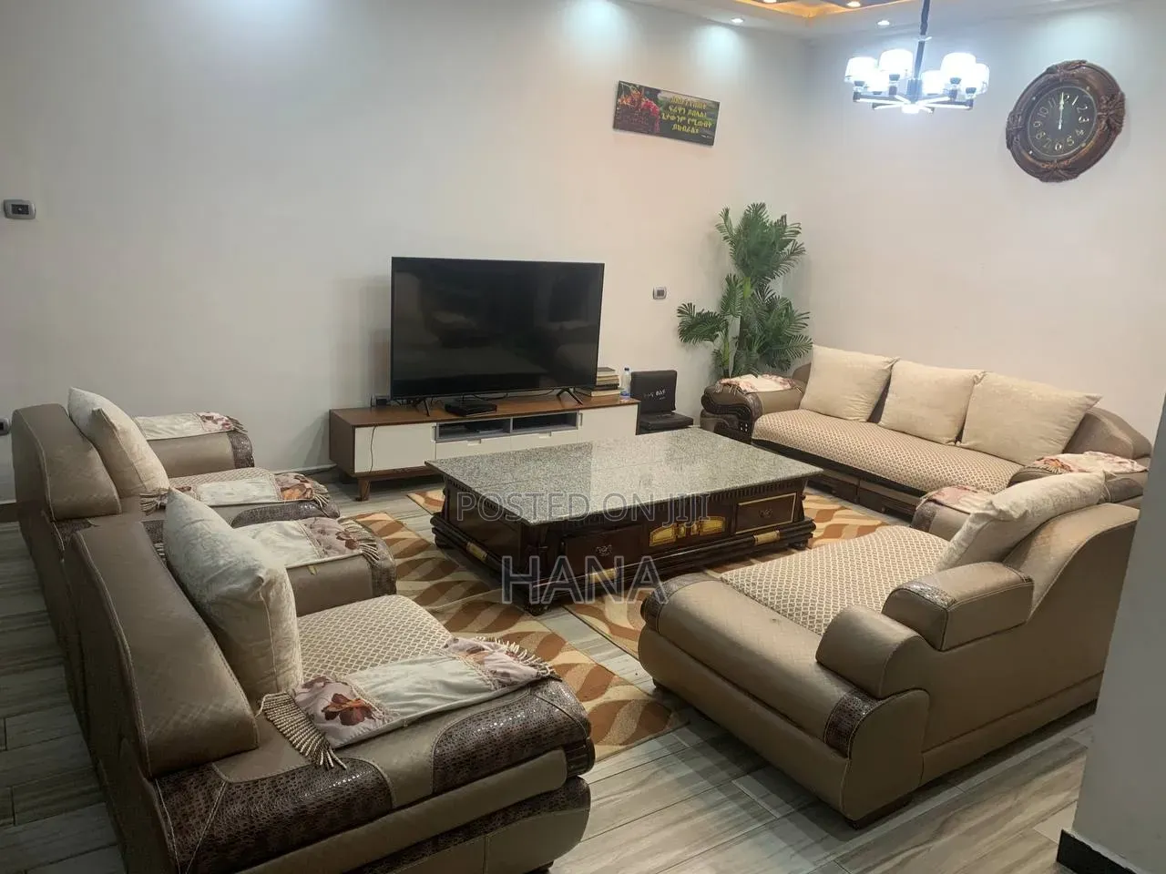 Sofas With Table for Sales