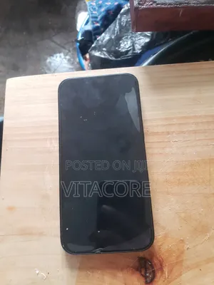 Apple iPhone 13 128 GB Black