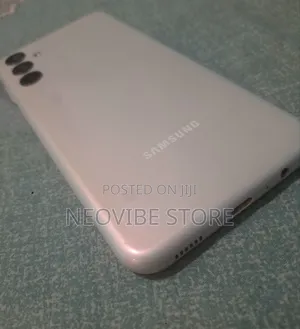 Samsung Galaxy M14 128 GB White
