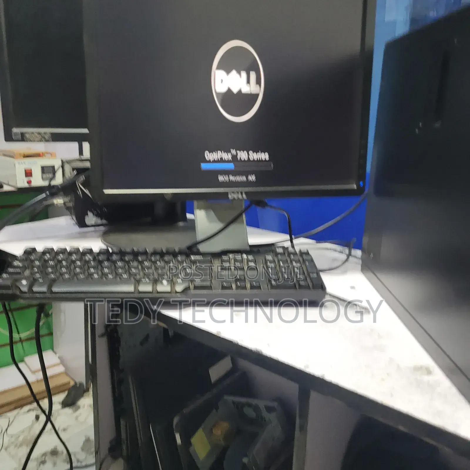 Desktop Computer Dell OptiPlex 7010 4GB Intel Core i3 HDD 500GB