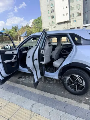 BYD Yuan Up 2025 Silver