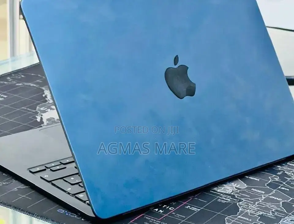New Laptop Apple MacBook Air 2022 M2 16GB Apple M2 SSD 512GB