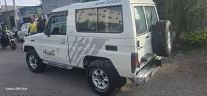 Toyota Land Cruiser 1996 White