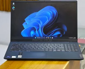 New Laptop Lenovo 12GB Intel Core i7 SSD 512GB