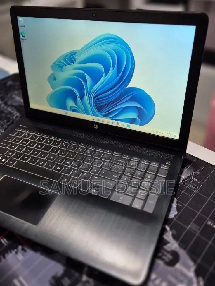 New Laptop HP Pavilion Power 15 8GB Intel Core i7 SSD 256GB