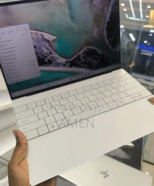New Laptop Dell XPS 13 16GB Qualcomm Snapdragon X Elite SSD 512GB