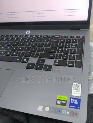 New Laptop Lenovo Legion 5 32GB Intel Core Ultra 9 SSD 1T