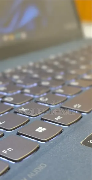 New Laptop Lenovo Ideapad 3 12GB Intel Core i7 SSD 512GB