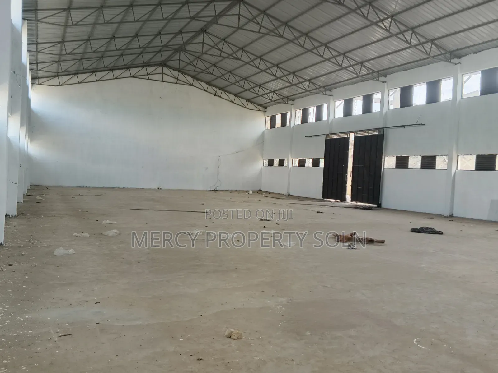 Warehouse for Rent in Jacross Area With Sufficient Office 200kv Power