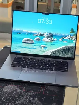 New Laptop Apple MacBook Pro 2021 M1 32GB Apple M1 Pro SSD 512GB