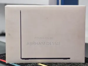 New Laptop Apple MacBook Air 2025 M4 16GB Apple M4 SSD 256GB