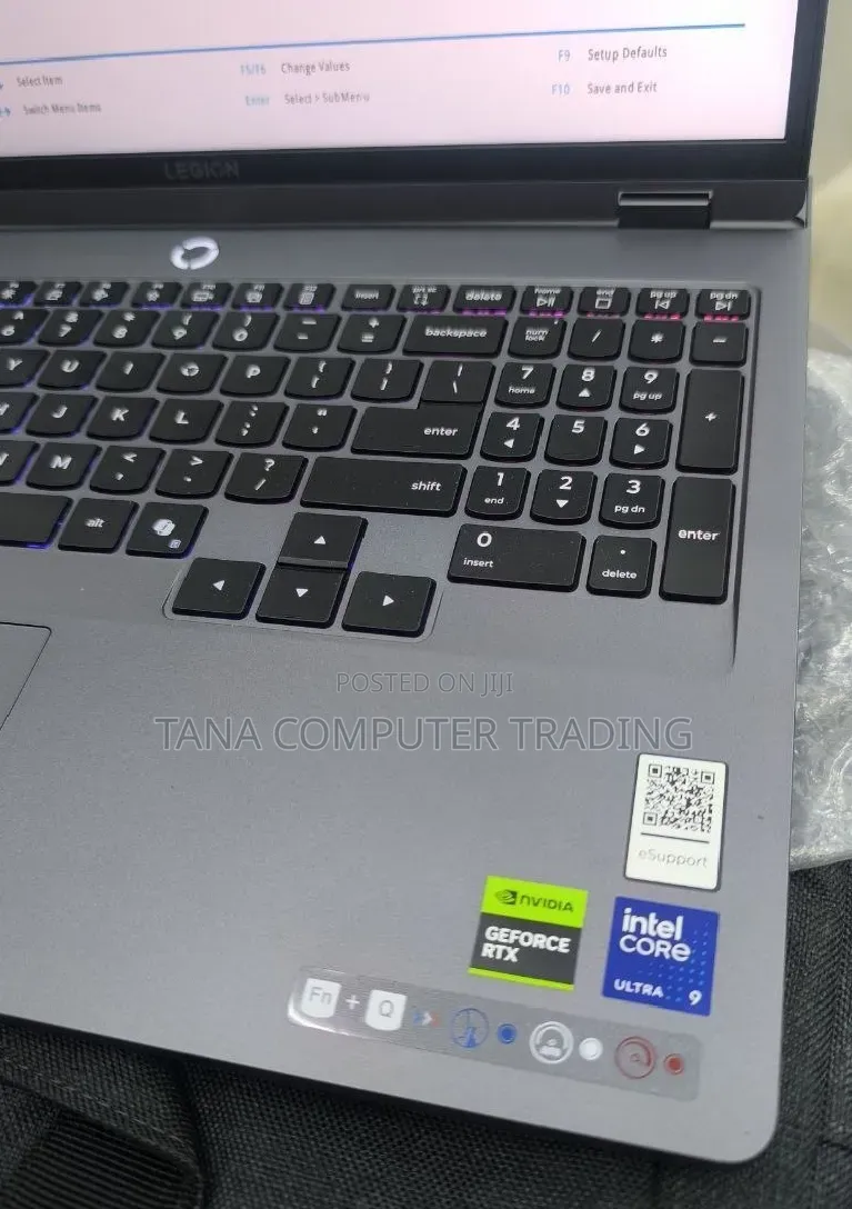 New Laptop Lenovo Legion 5i 32GB Intel Core Ultra 9 SSD 1T