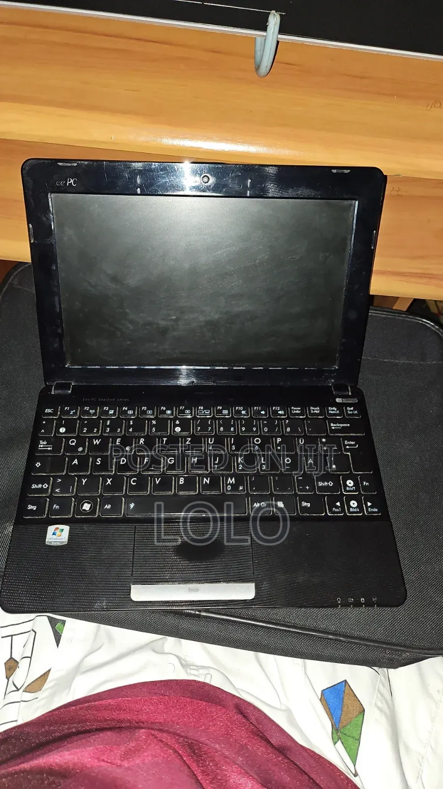 Laptop Asus Eee PC X101 1GB Intel Atom HDD 320GB