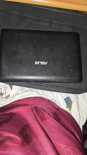 Laptop Asus Eee PC X101 1GB Intel Atom HDD 320GB