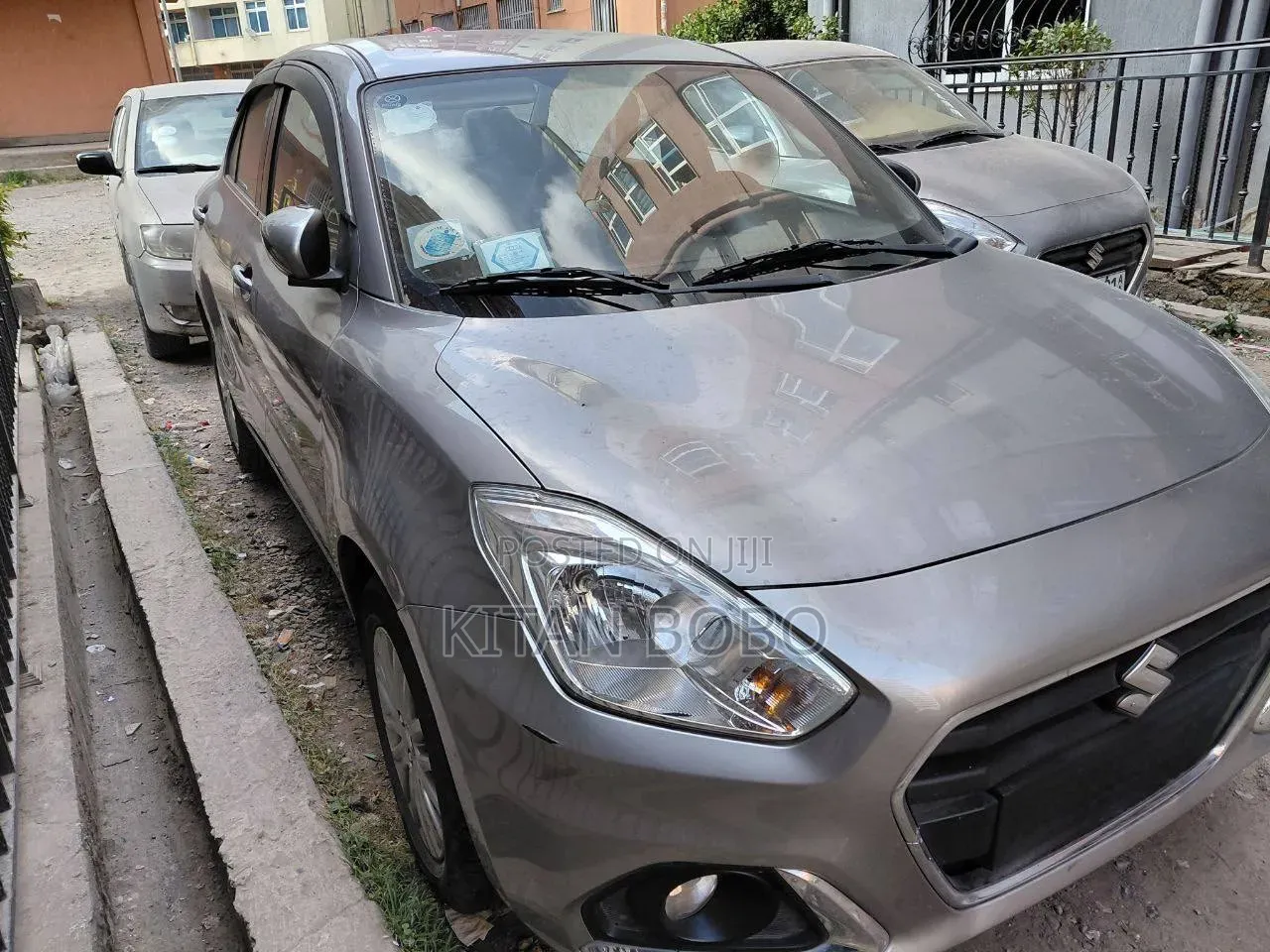 Suzuki Dzire 2022 Silver