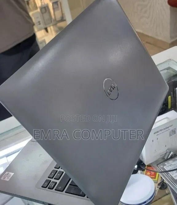 New Laptop Dell 16GB Intel Core i7 SSD 512GB