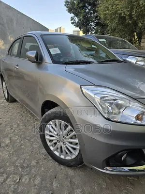 Suzuki Dzire 2022 Silver