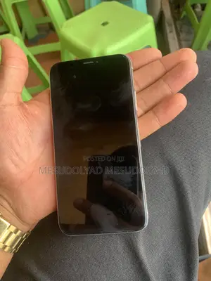 Apple iPhone X 64 GB White