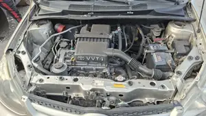 Toyota Platz 2004 Gold