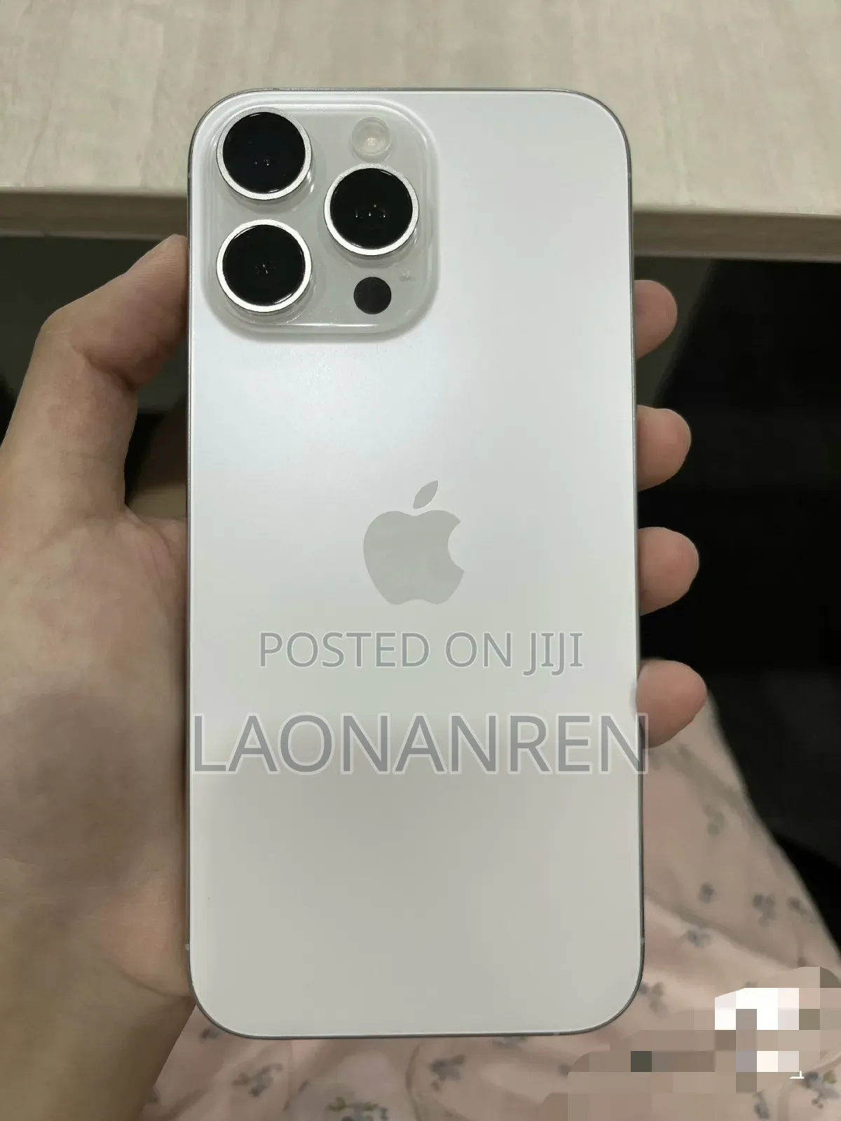 Apple iPhone 16 Pro Max 256 GB Silver