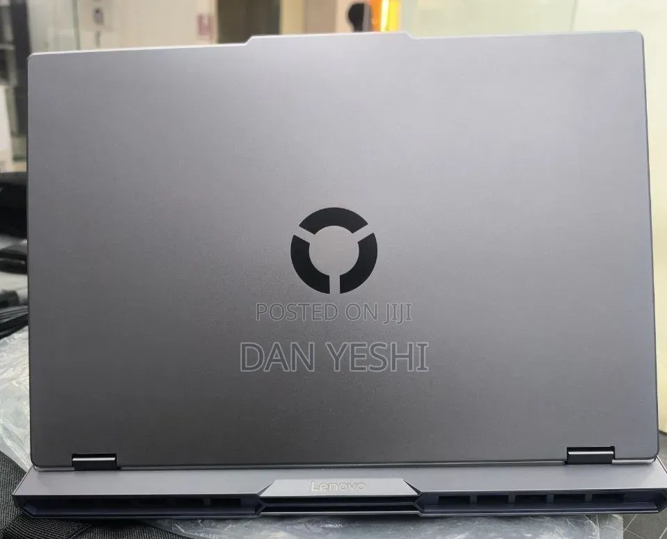 New Laptop Lenovo Legion 5i 32GB Intel Core Ultra 9 SSD 1T