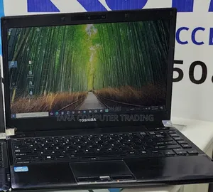 Laptop Toshiba Portege R830 4GB Intel Core i5 HDD 500GB