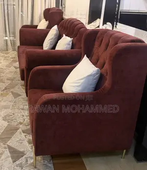 Used Sofa Burgendy Color