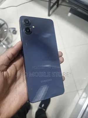 New Samsung Galaxy A06 64 GB Black