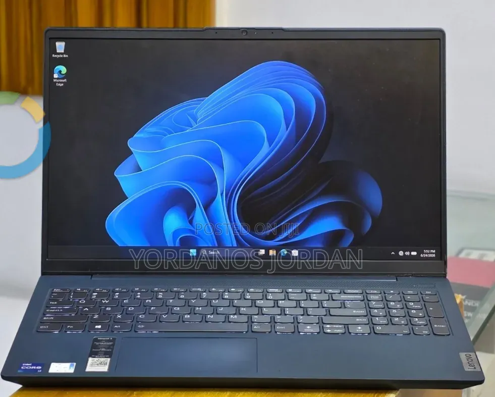 New Laptop Lenovo IdeaPad 520 12GB Intel Core i7 SSD 512GB