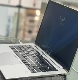 New Laptop HP EliteBook 840 G10 16GB Intel Core i7 SSD 512GB