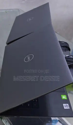 New Laptop Dell 16GB Intel Core i7 SSD 512GB