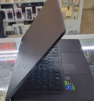 New Laptop 16GB Intel Core i7 SSD 512GB