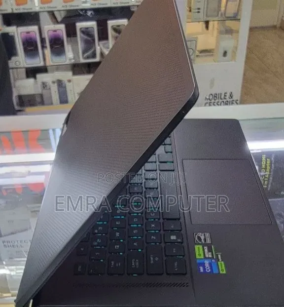 New Laptop 16GB Intel Core i7 SSD 512GB
